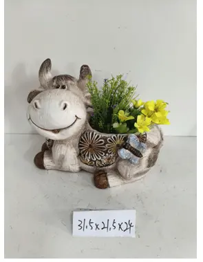 Whimsical Animal-Shaped Garden Planters – Outdoor Decorative Pots Featuring Cow, Hen, Owl, Tortoise, Frog & Pig Designs 1